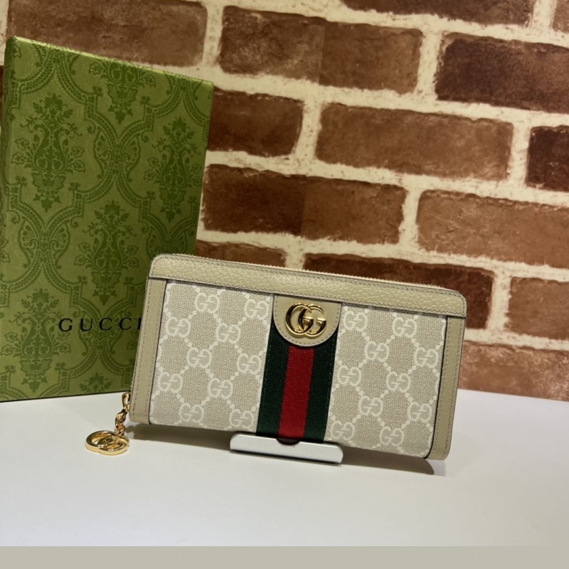G*u*i wallets & purse